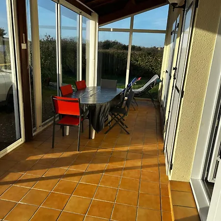 Holiday home Maison De *