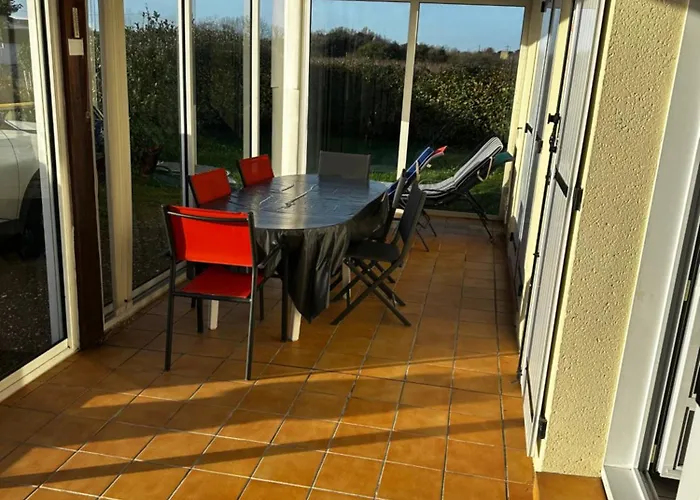 Holiday home Maison De *